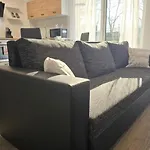 With Balcony & Parking - Apolonialiving Apartmán