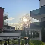 Apartmán With Balcony & Parking - Apolonialiving *
