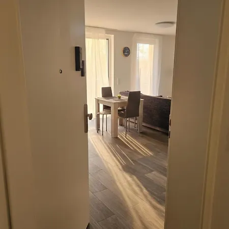شقة With Balcony & Parking - Apolonialiving كارلسروه