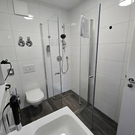 With Balcony & Parking - Apolonialiving *