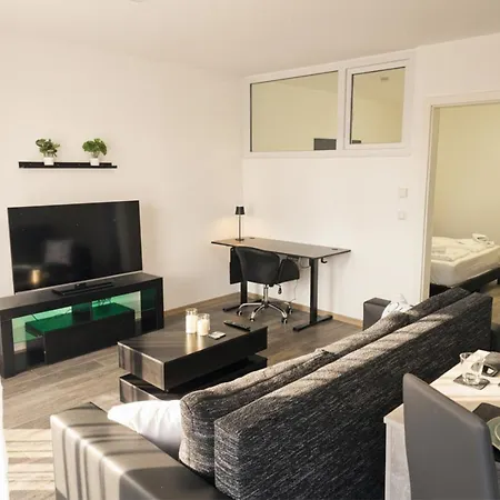 With Balcony & Parking - Apolonialiving * كارلسروه