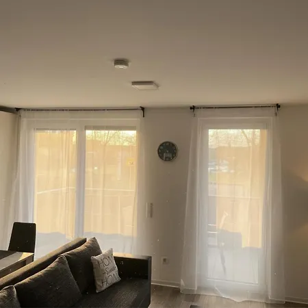 With Balcony & Parking - Apolonialiving شقة *