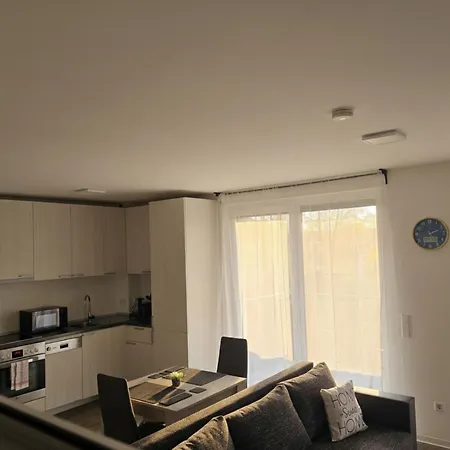 With Balcony & Parking - Apolonialiving شقة *