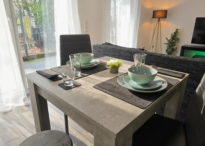 Lejlighed Modern Living Nearby Rheinhafen Mit Balkon Und Parken - Apolonia Living *